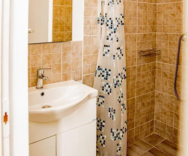 Happy In Affittacamere 3*