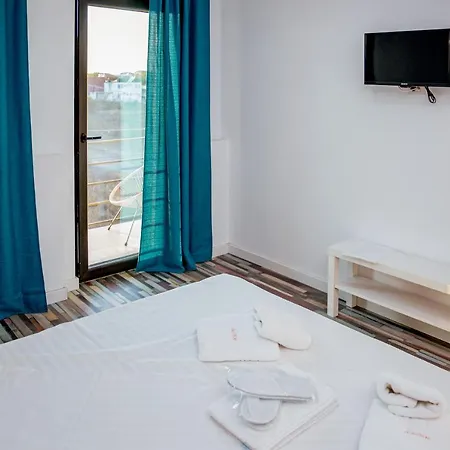 Happy In ואמה וקה